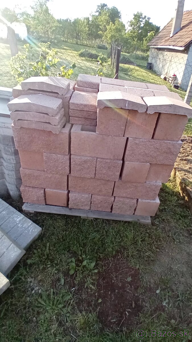 Plotové tvárnice