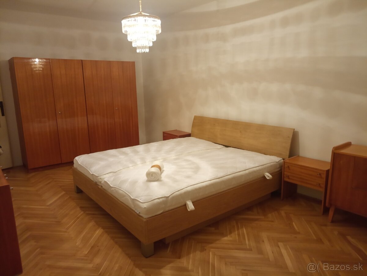 Prenajmem 2 izbový byt