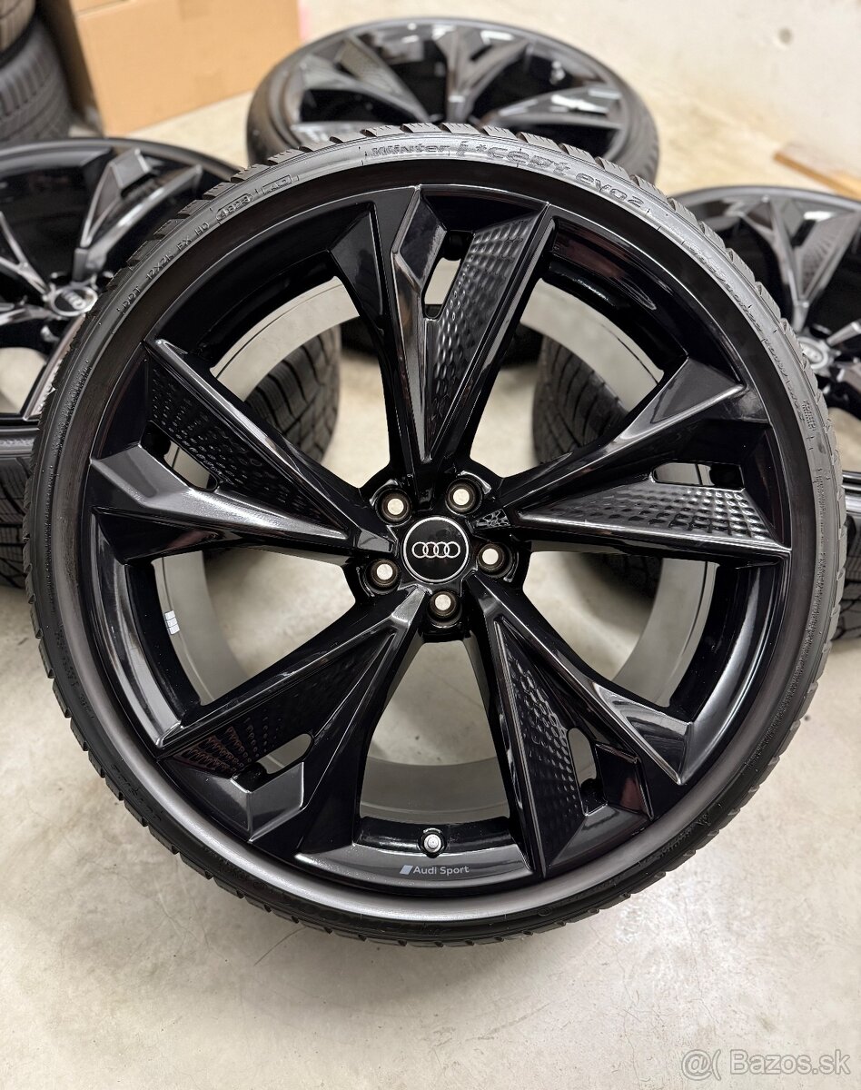 Zimná sada Audi 5x112 R22 , 285/30/22 Audi RS6 RS7 Audisport