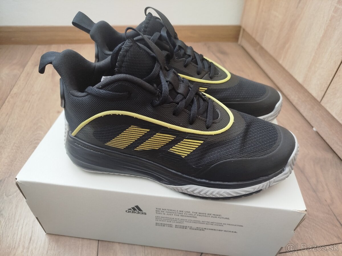 ADIDAS basketbalová obuv č.41