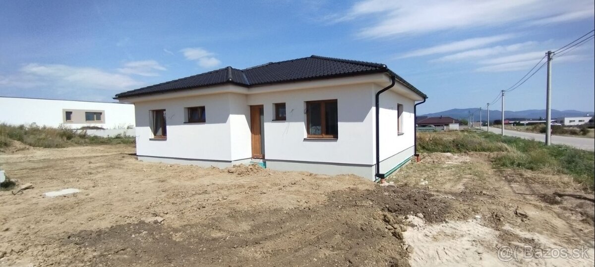 RD 4i Trenčianske Jastrabie - pozemok 670