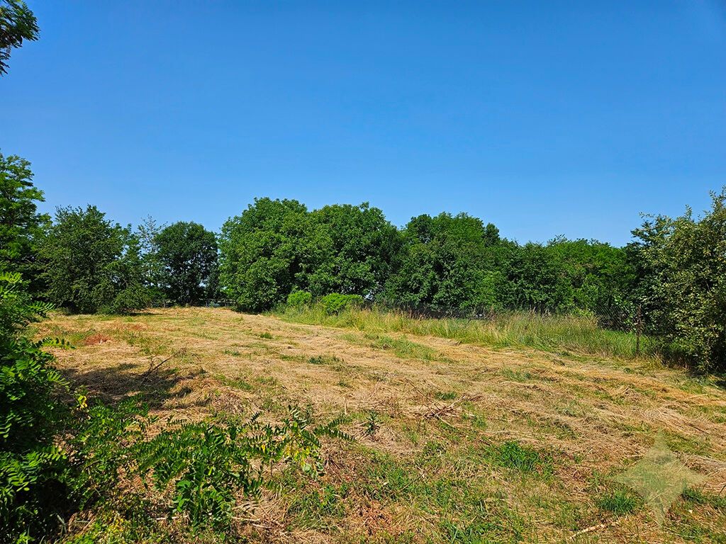 Na predaj stavebný pozemok na RD v obci Tehla, 1025 m²