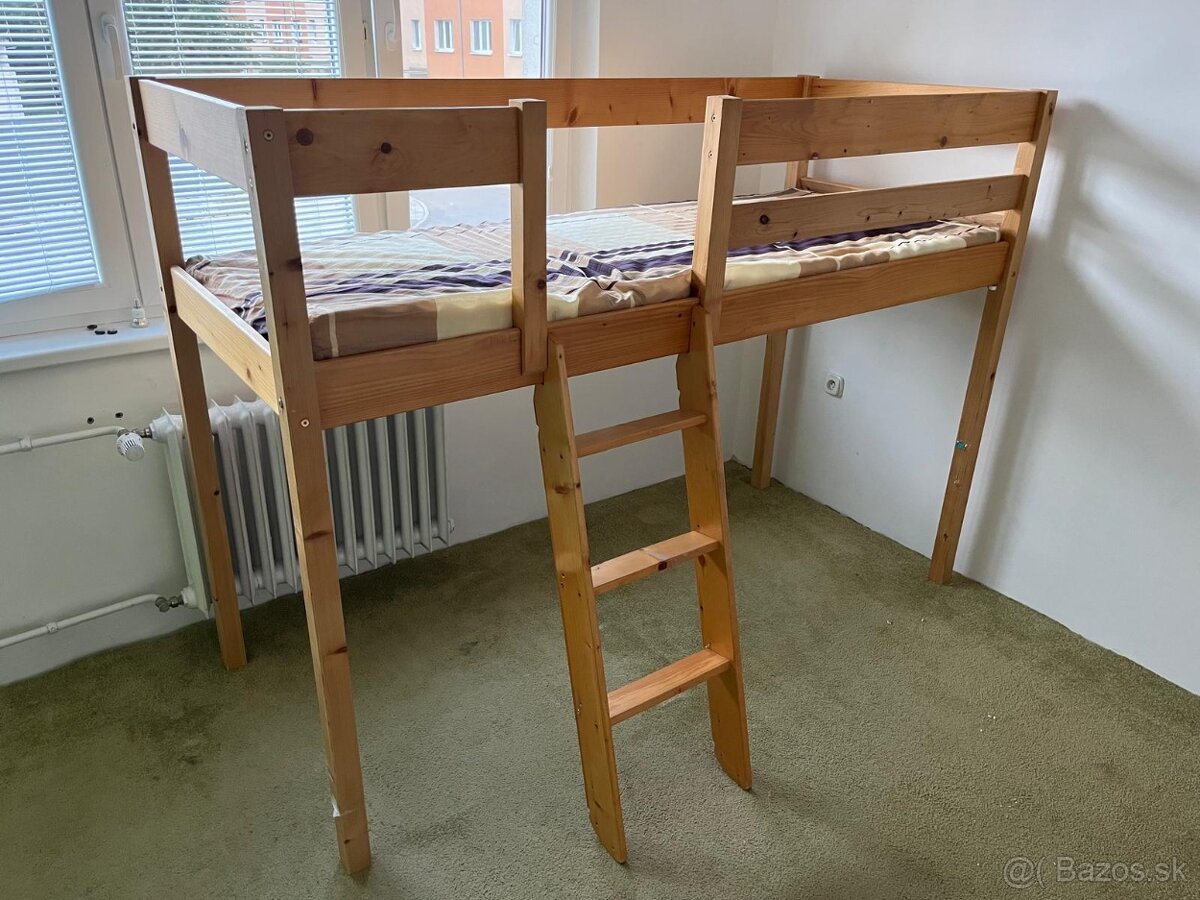 Predám poschodovú posteľ s matracom