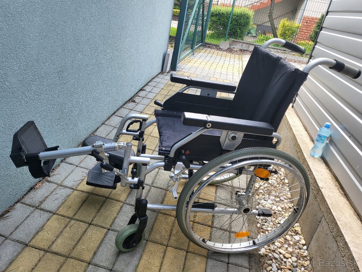invalidny vozík 43cm