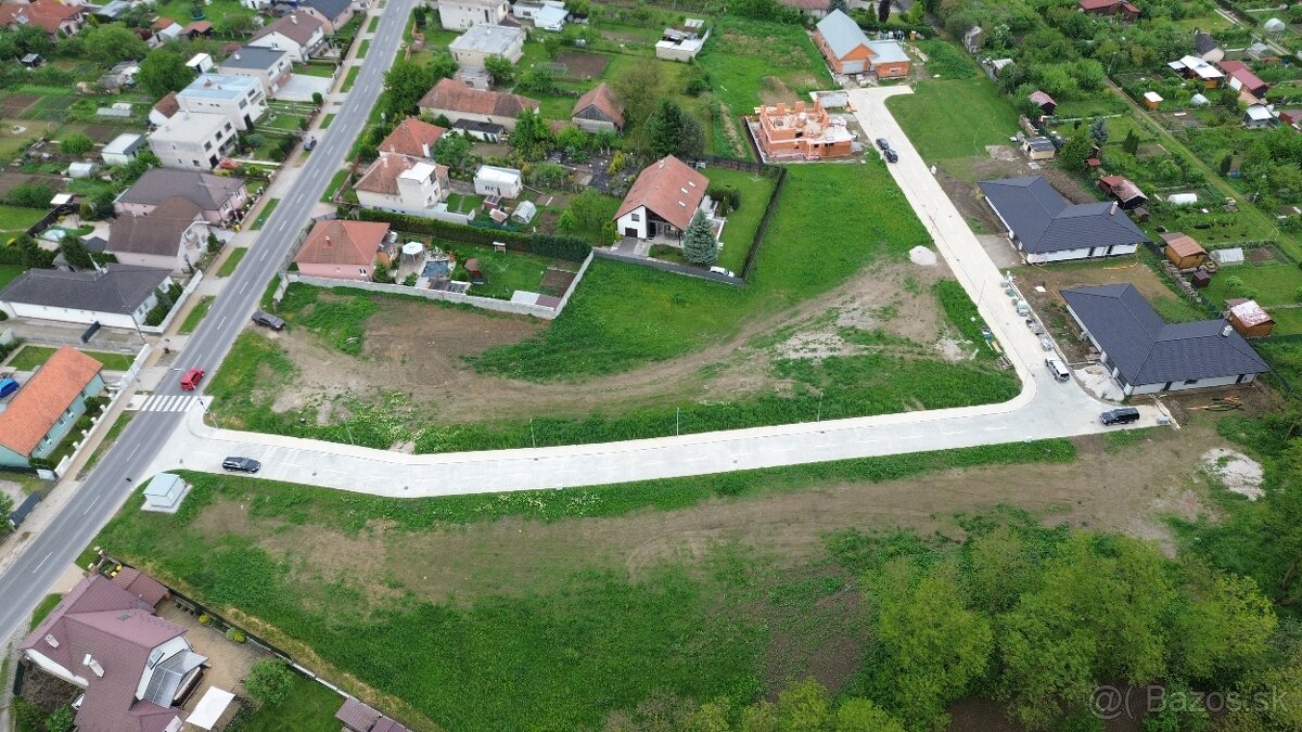 STAVEBNÉ POZEMKY - IDEÁLNE MIESTO PRE VÁŠ NOVÝ DOMOV Jacovce