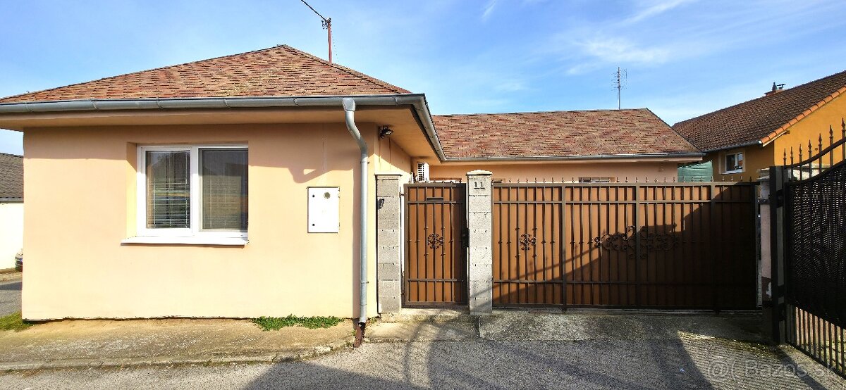 PNORF – zrekonštruovaný 3i RD, klimatizácia, Rozmarínová ul.