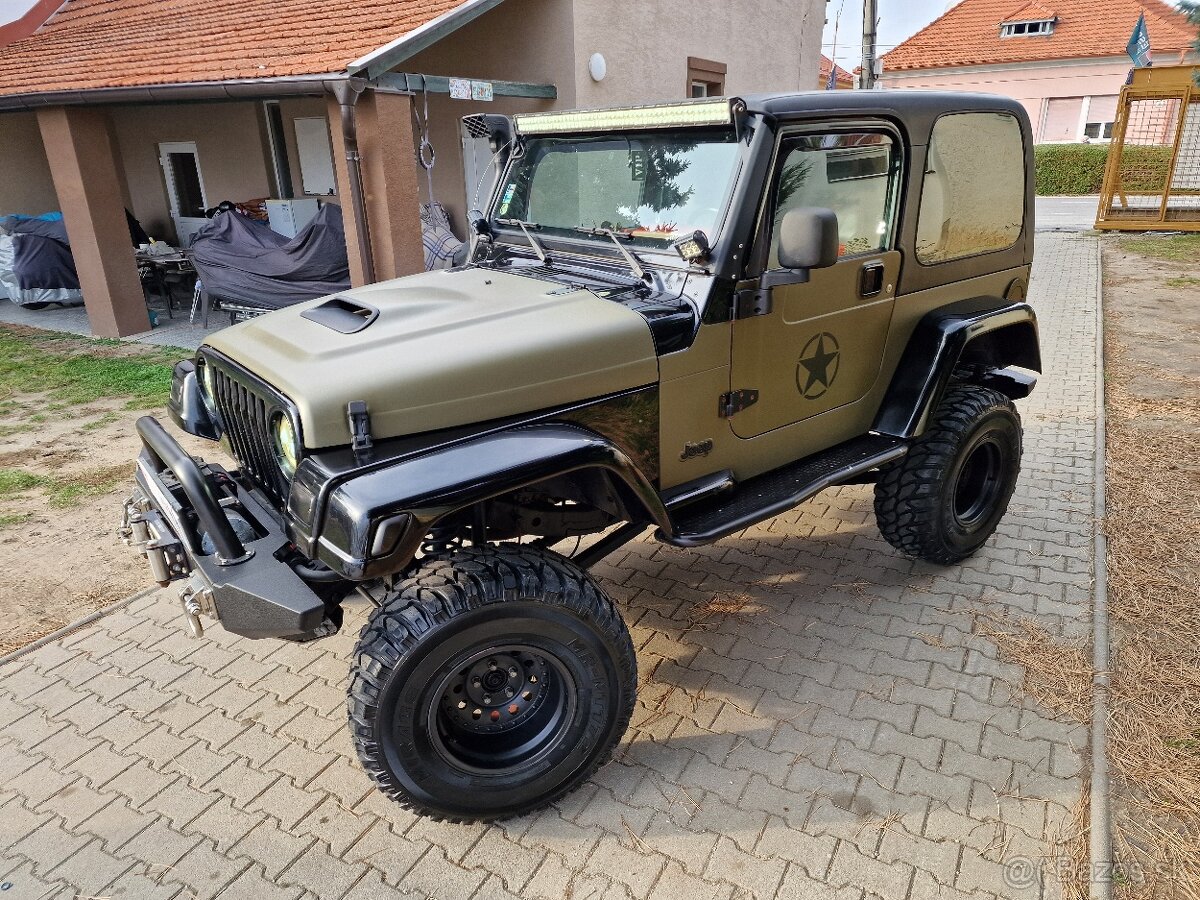 JEEP Wrangler ARB 4.0 Sahara A/T4 180k (benzín)