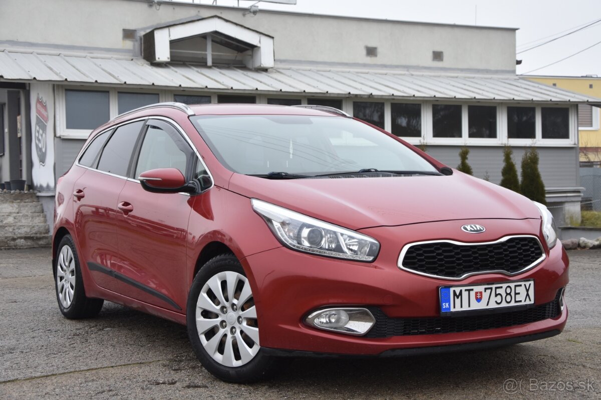Kia Cee´d SW 1.6 GDI LX/Silver