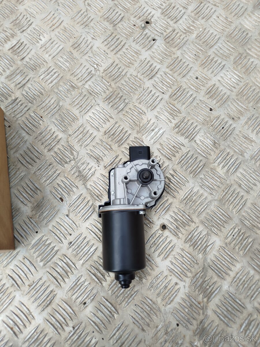 Motorček stieračov Seat Leon 1P