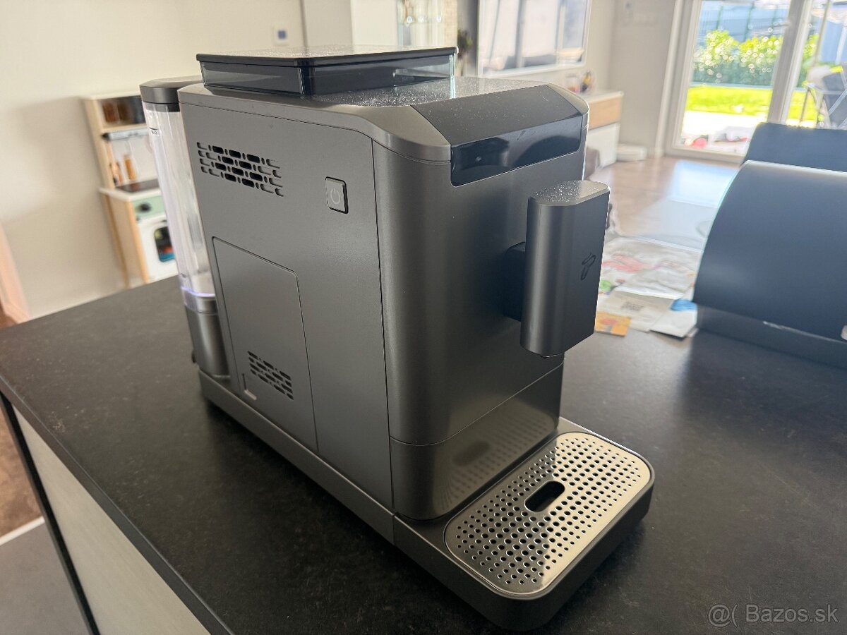 Automaticky kavovar Tchibo Esperto caffé 2