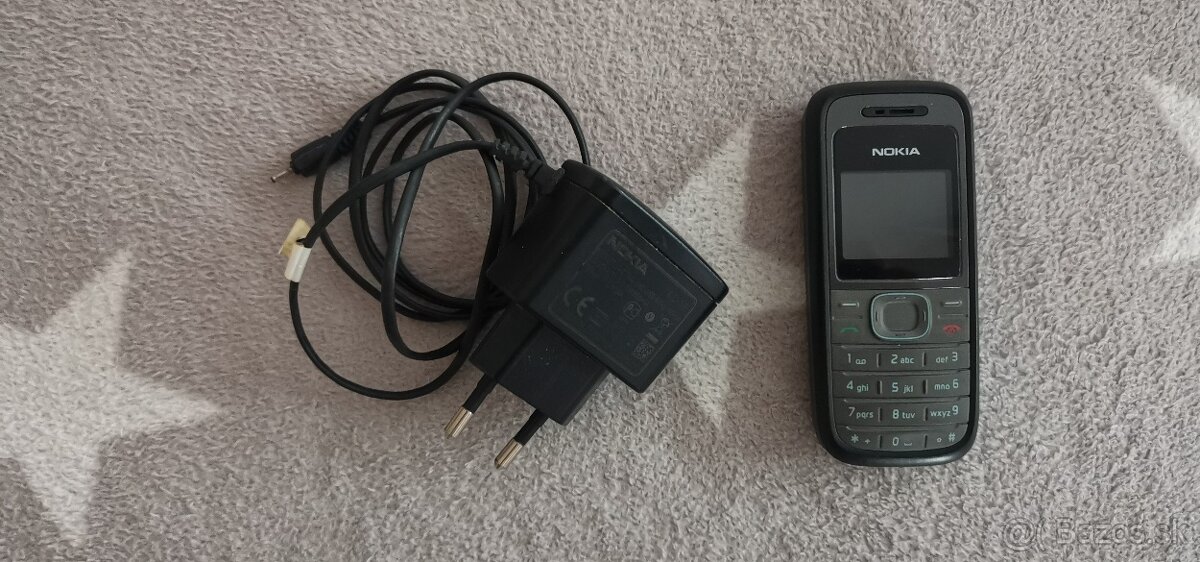 NOKIA 1208