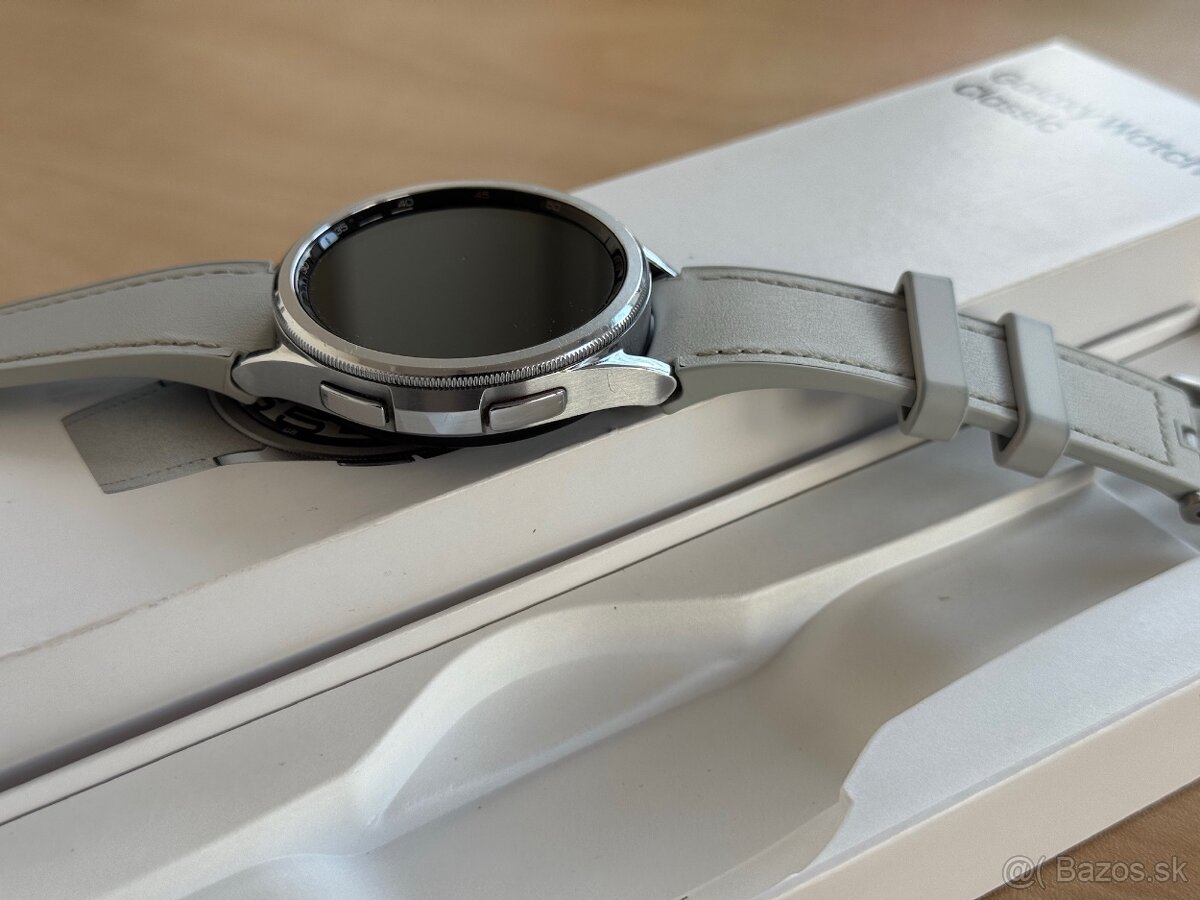 Galaxy Watch 6 47mm Classic SIlver + Záruka