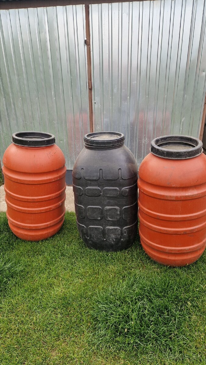 Plastové sudy 220l 3x