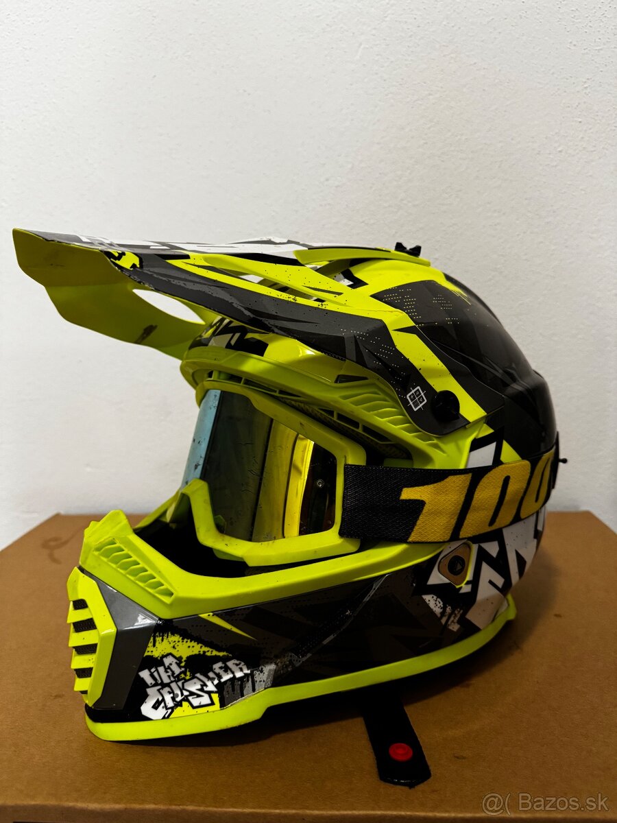 Motocross helma