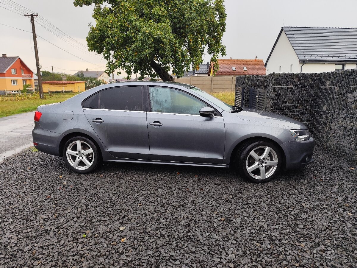 Vw Jetta 2.0 TDI CR 103kw