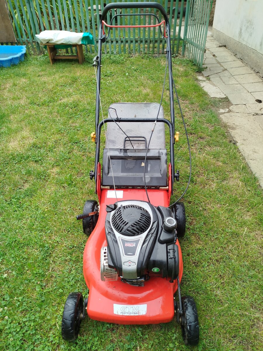 Kosačka GTM Professional Briggs Stratton