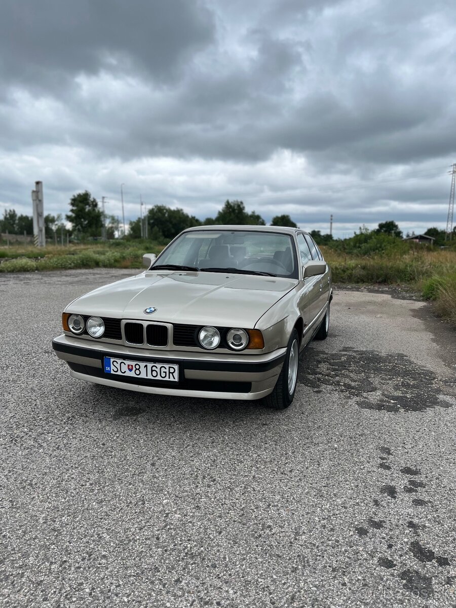Predám BMW E34 520i