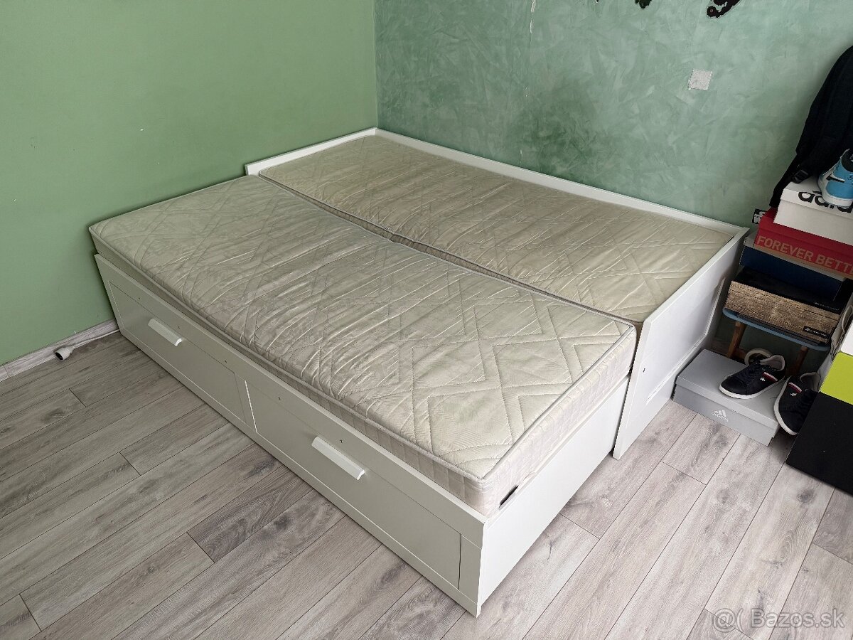 Rozkladacia posteľ