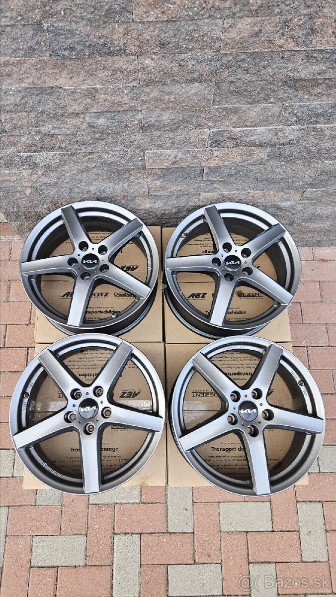 Disky DEZENT TY 7x17 5x114.3 ET51 Graphite matt