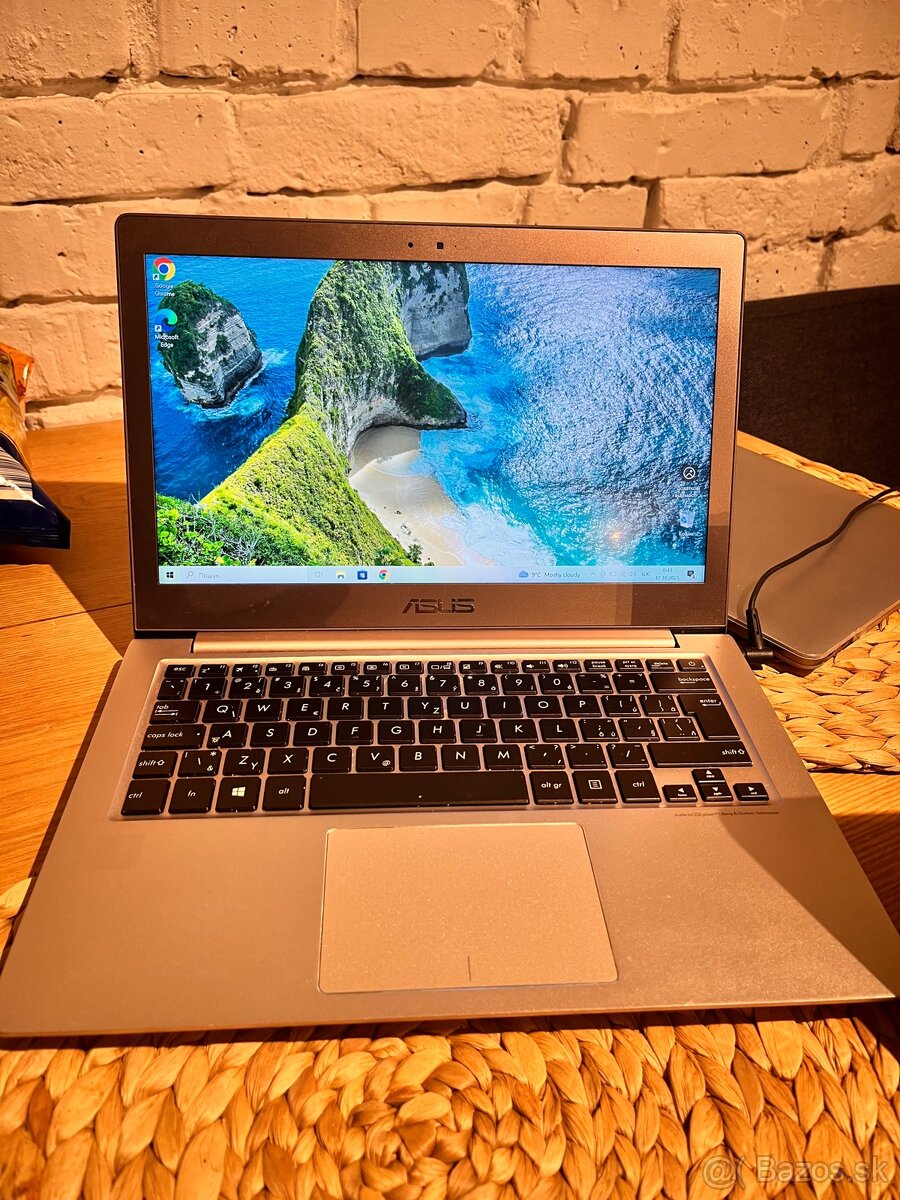 Asus Zenbook UX303UB