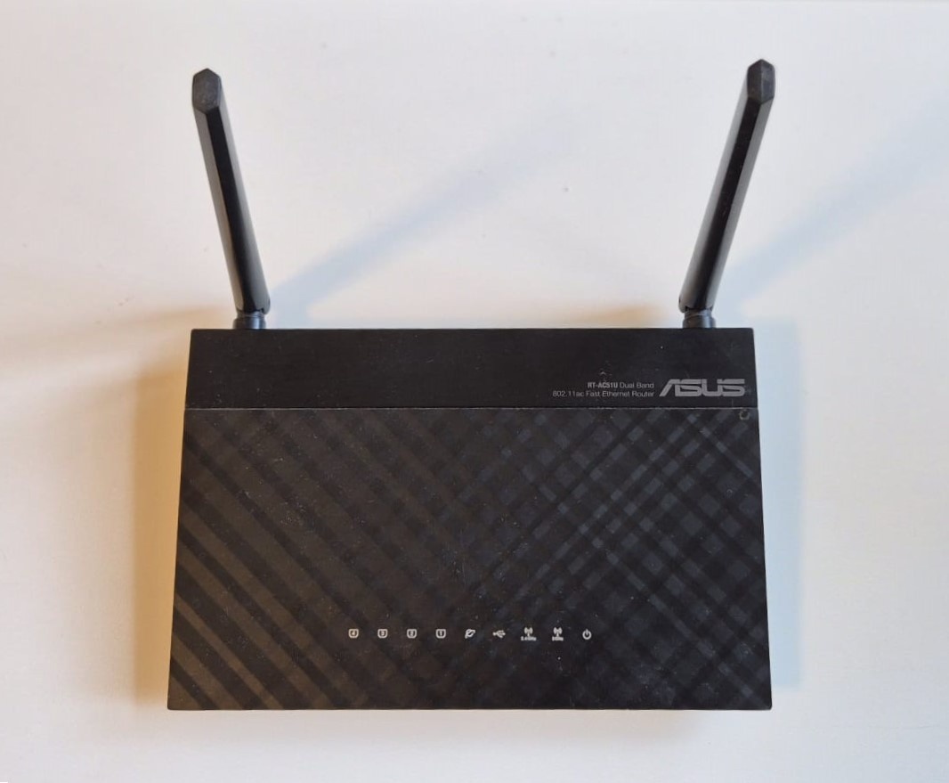 Wifi router ASUS RT-AC51U