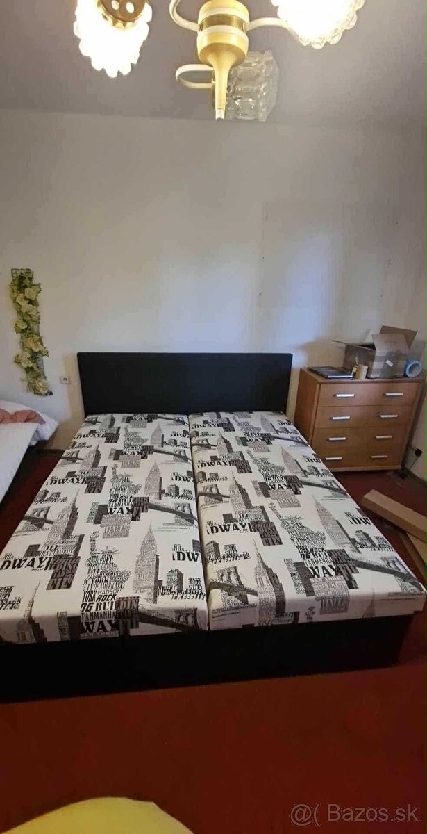 Manželská posteľ