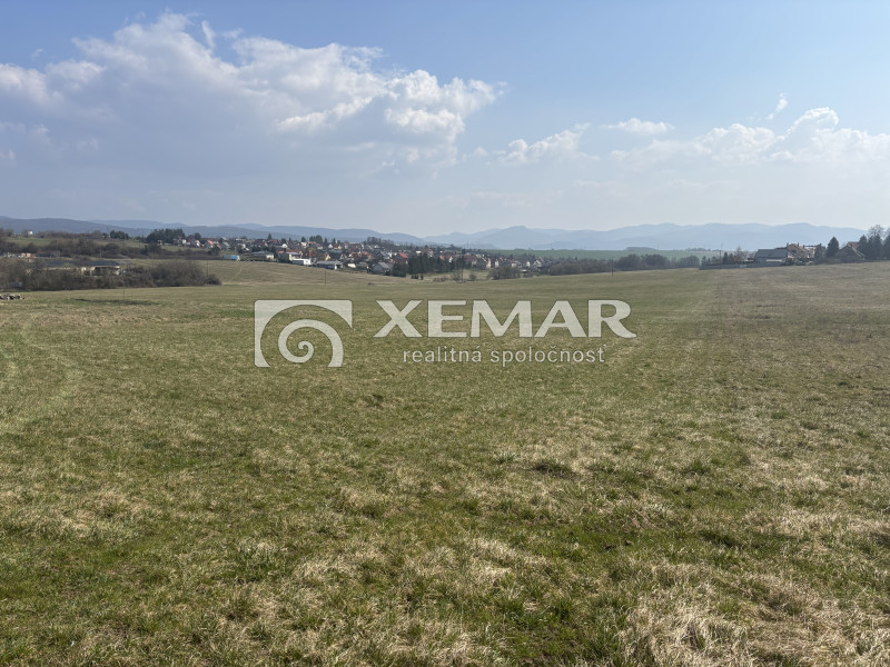 Predaj pozemok v Obci Lovčica - Trubín, okres Žiari nad H...