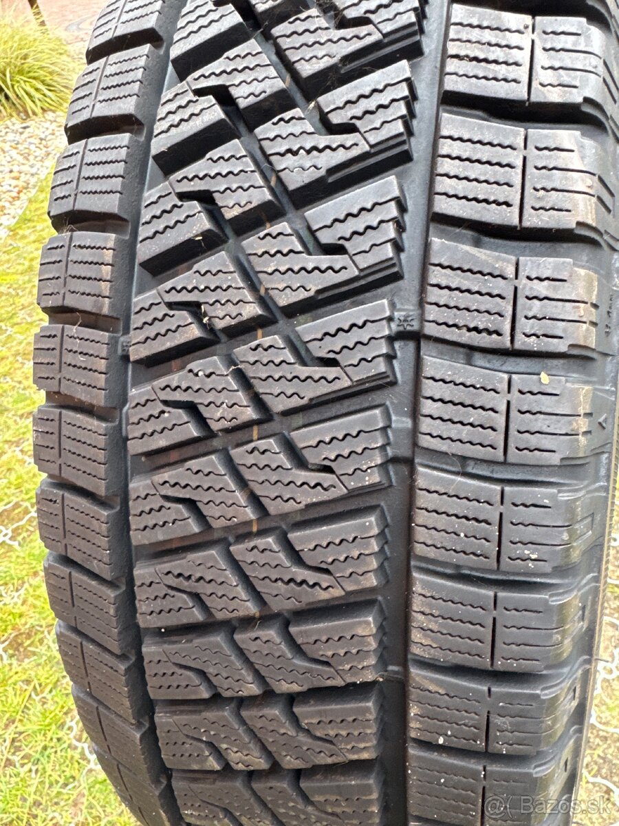 Lassa WINTUS 2 205/65 R16C