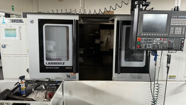 Okuma LB 3000 EX II - soustruh CNC
