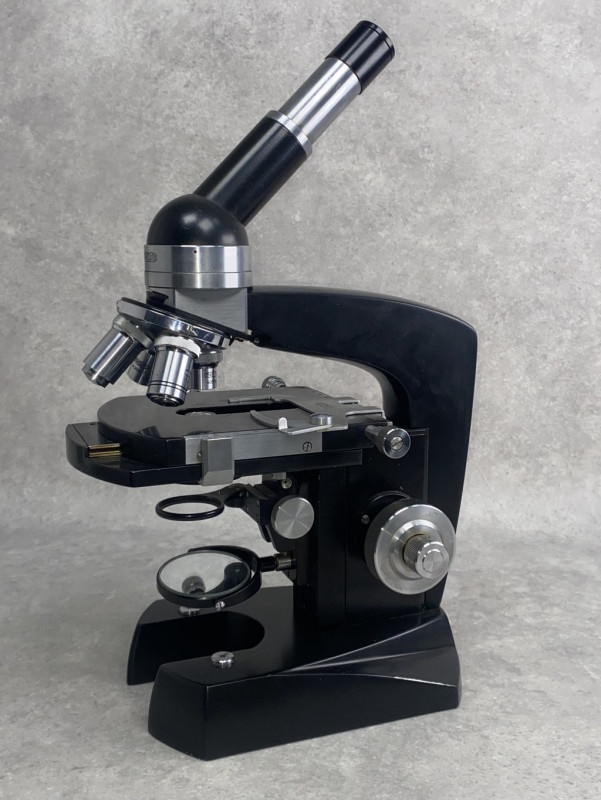 Telo Meopta mikroskop + bedňa