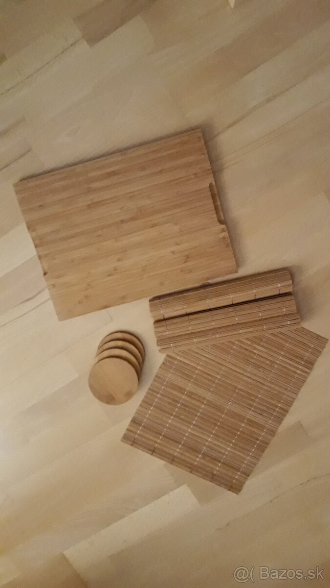 Prestieranie a doska na krájanie