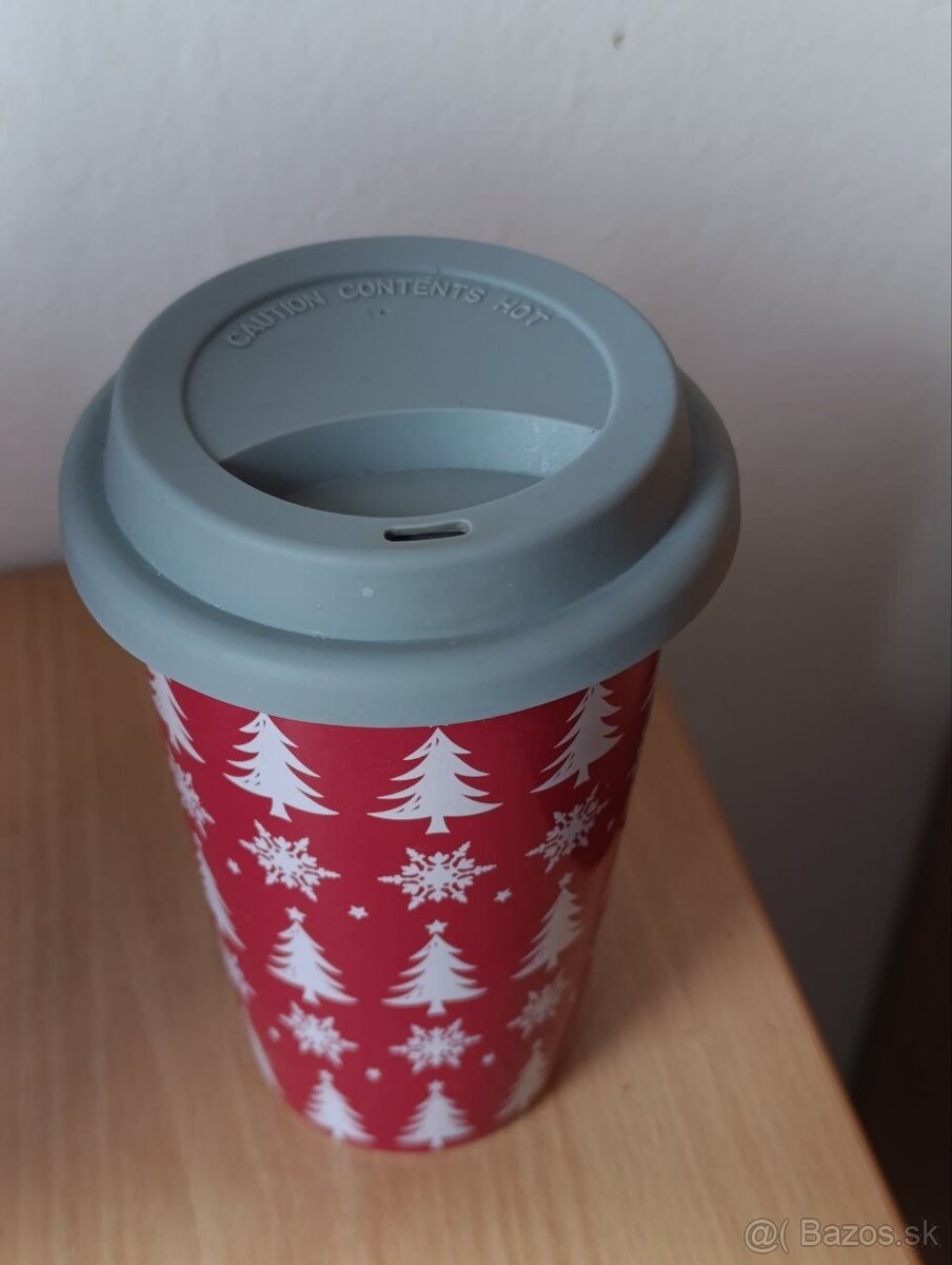 Predám keramický pohár so silikónovým viečkom