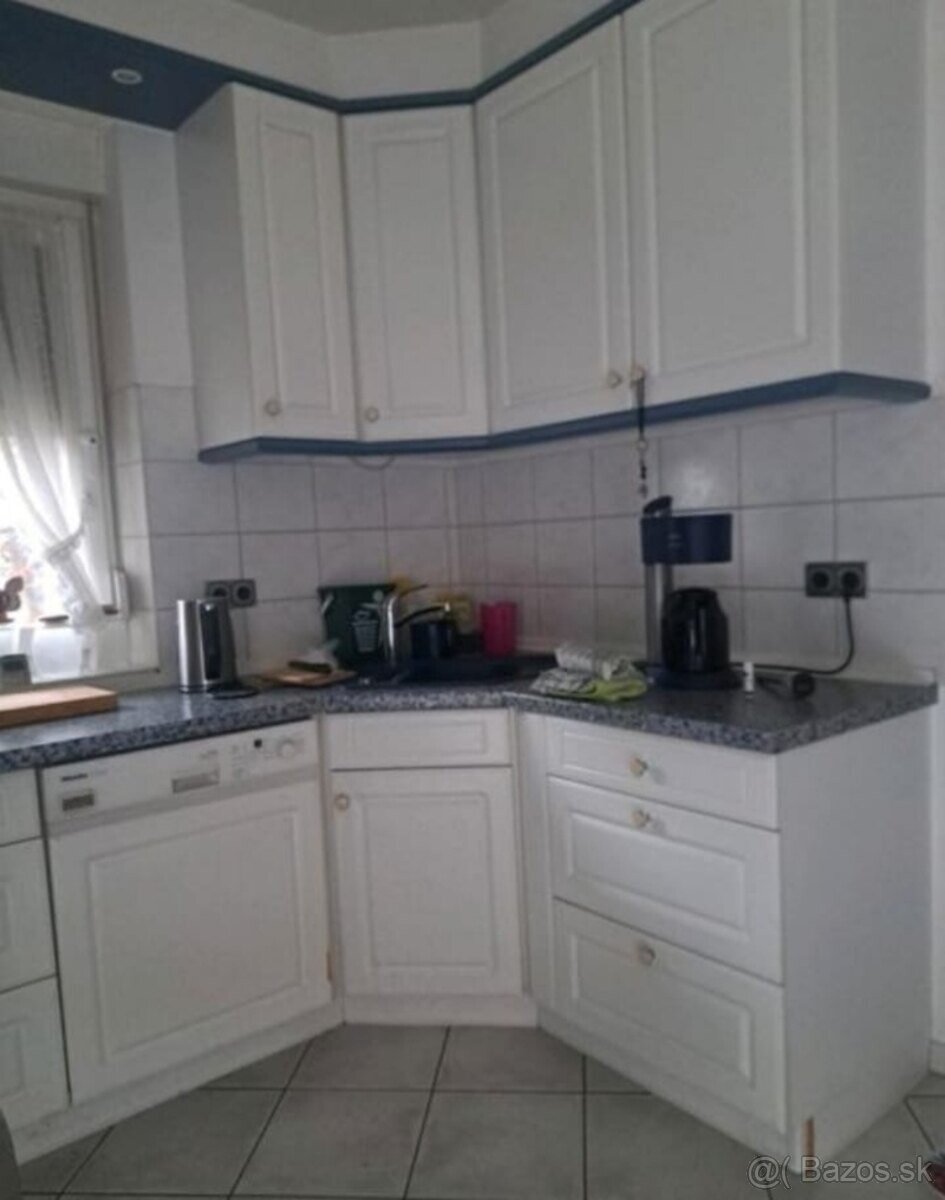 Venkovská kuchyňská linka s vestavěnými spotřebiči,5699