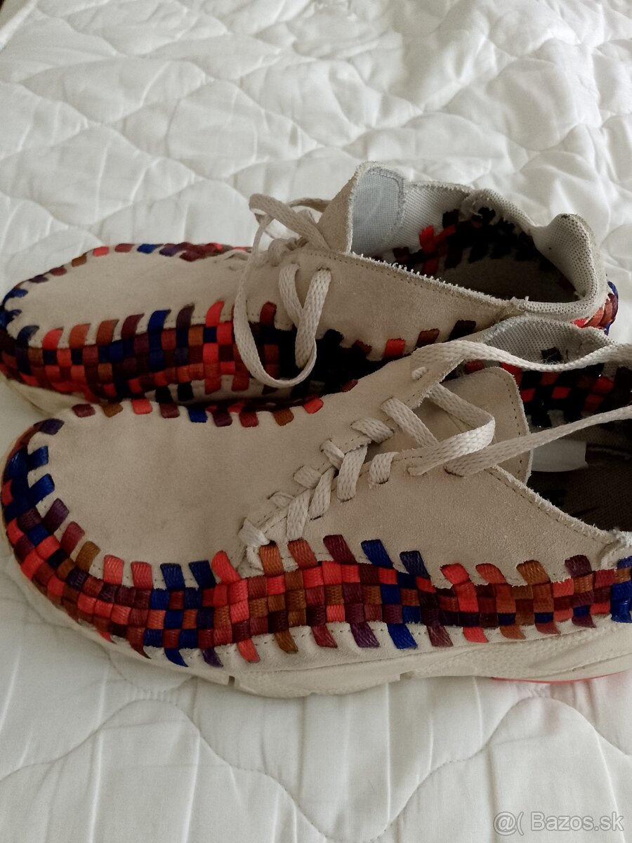 NIKE AIR FOOTSCAPE WOVEN RAINBOW