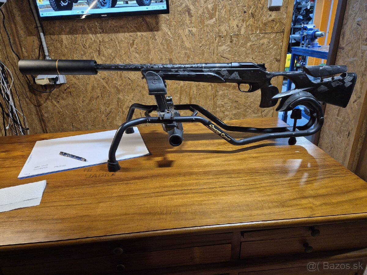 Blaser R8
