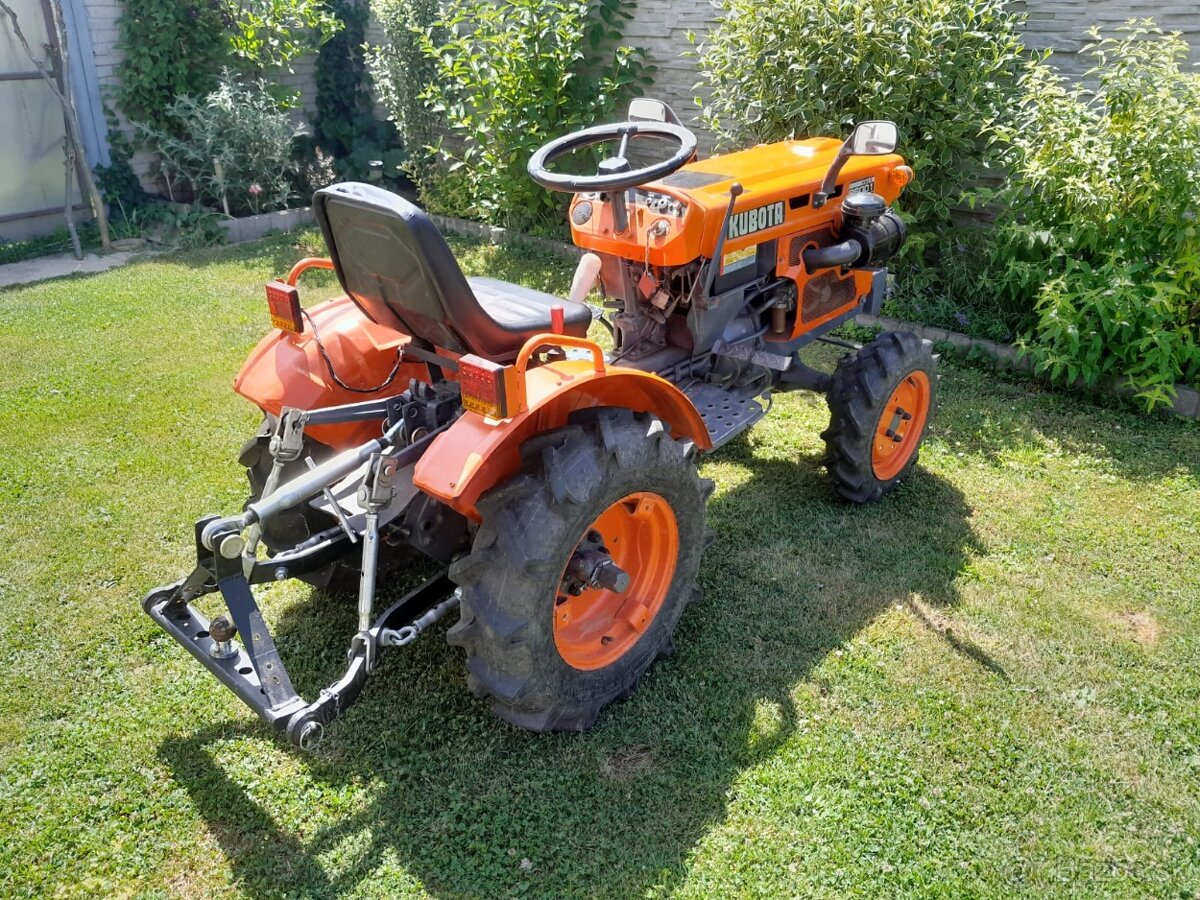 Malotraktor Kubota B6001