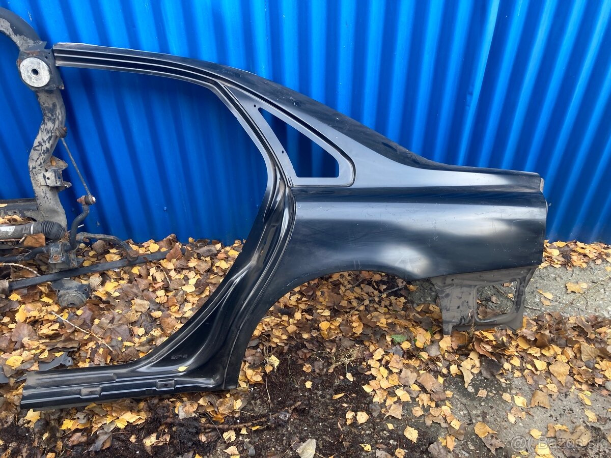Volvo s80 pravý + ľavý zadný blatnik