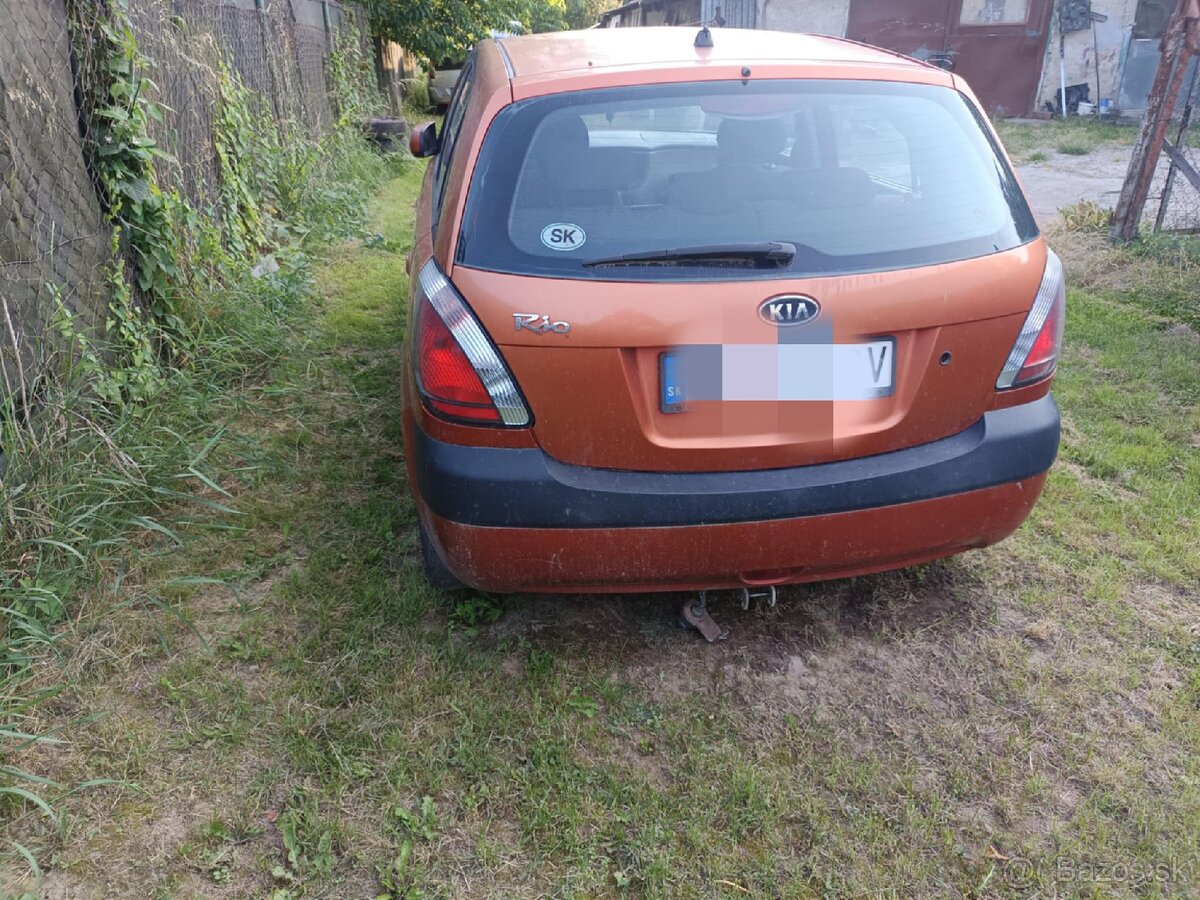 Rozpredám Kia rio