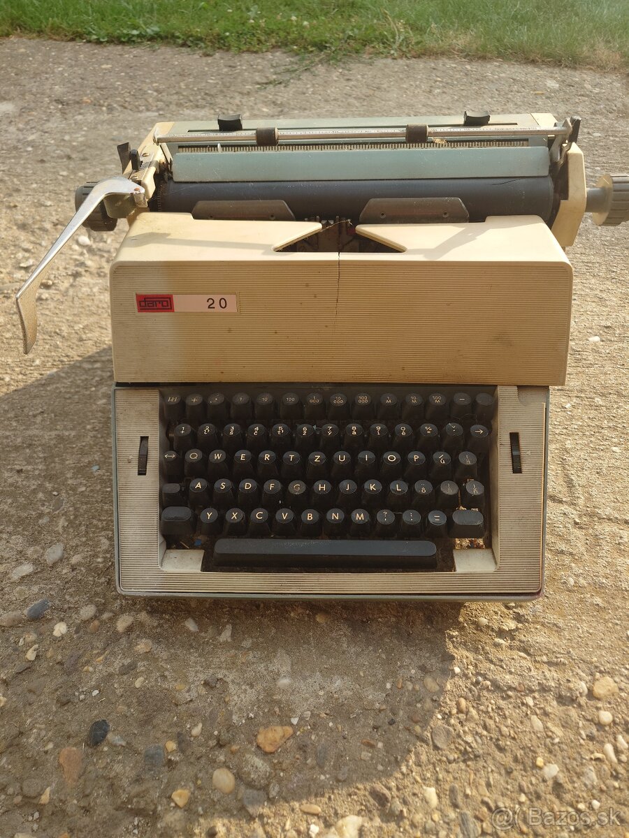 Písací stroj/písacie stroje