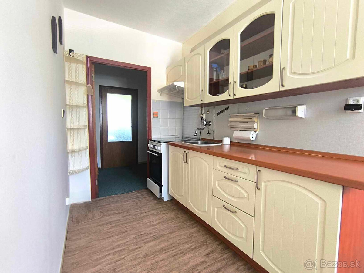 ‼️ BYT NA PREDAJ, BÁNOVCE NAD BEBRAVOU - SÍDLISKO SEVER ( 3