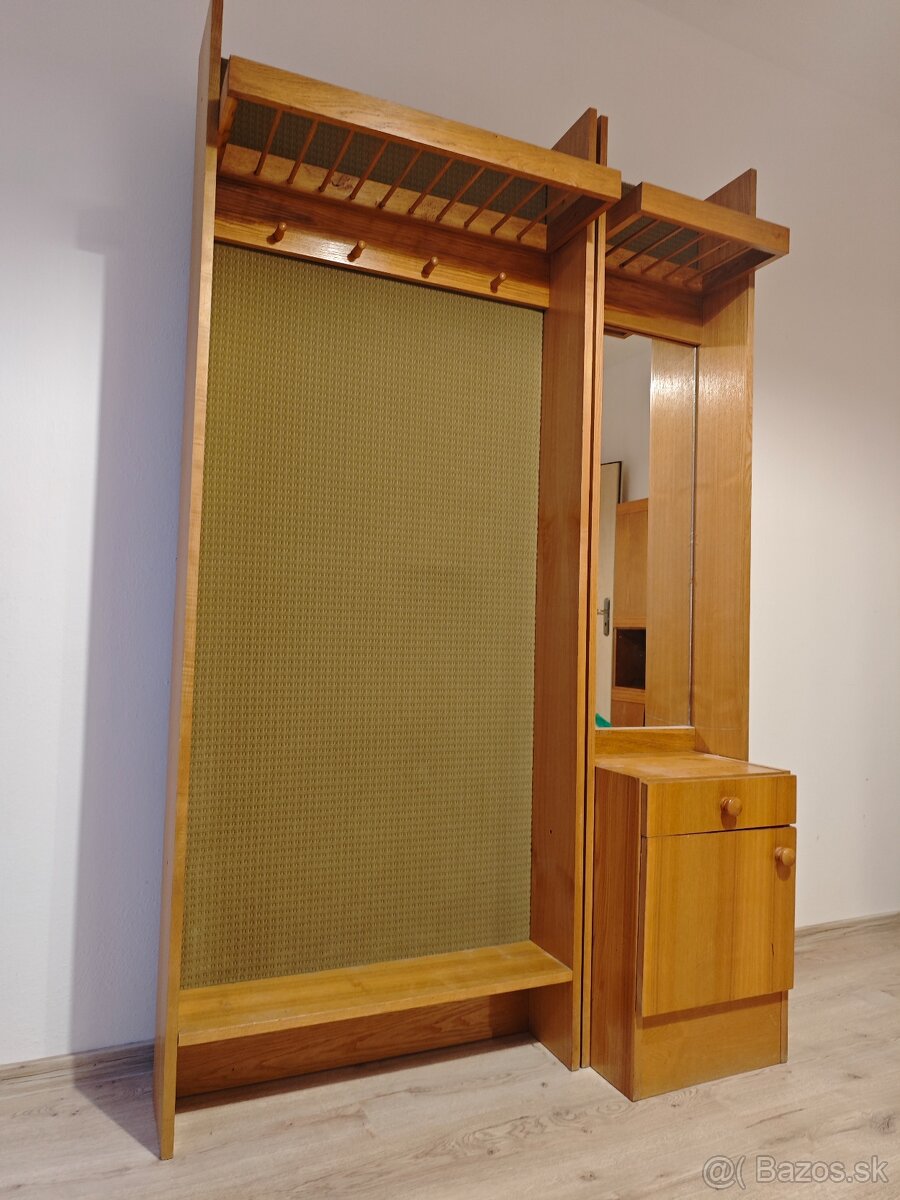 Botník - zrkadlo - vešiak