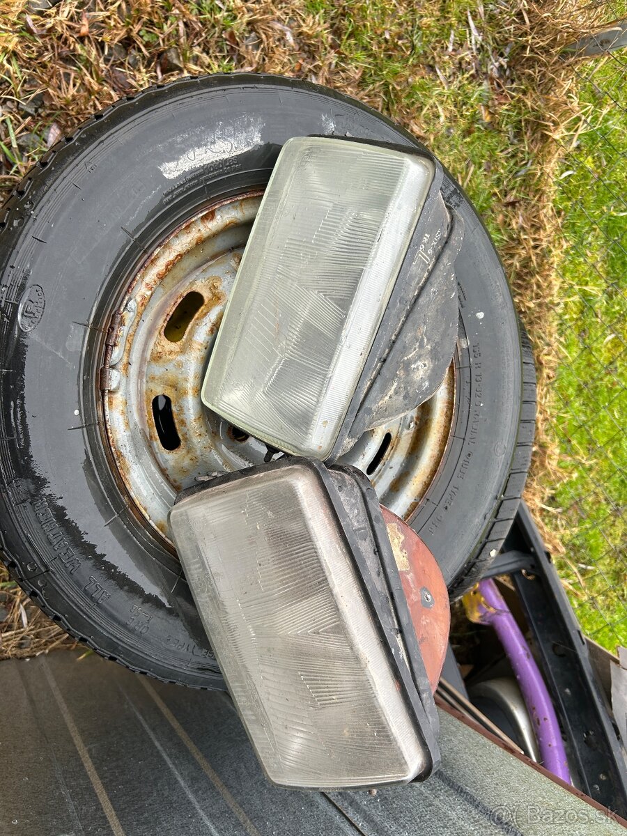 Predné svetla Škoda 120l Mko