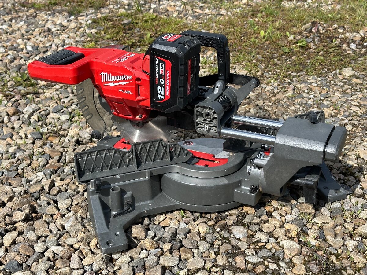 Milwaukee M18 FMS190 aku pokosová píla 190mm