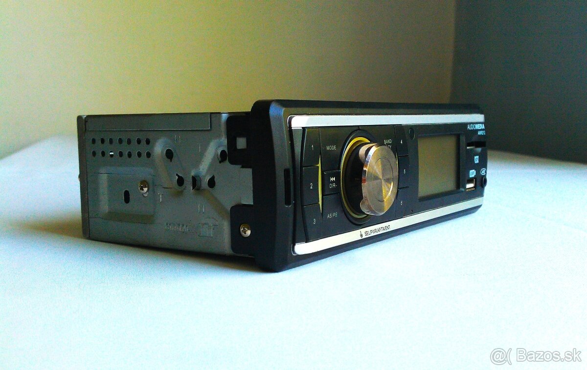 AUTORADIO AUDIOMEDIA AMR212.