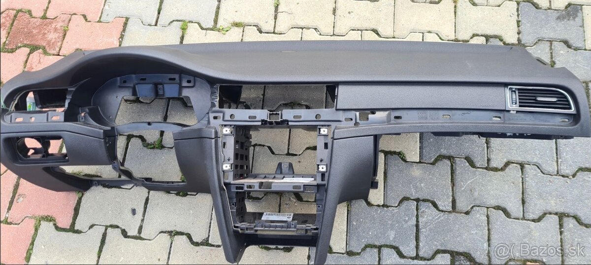 Škoda superb 2 palubná doska Palubovka