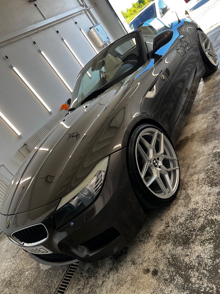 Z4