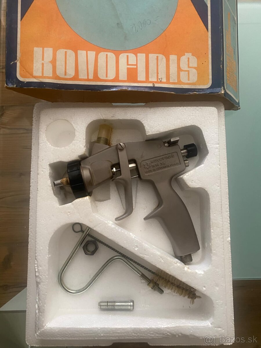Striekacia pistol kovofinis RH16