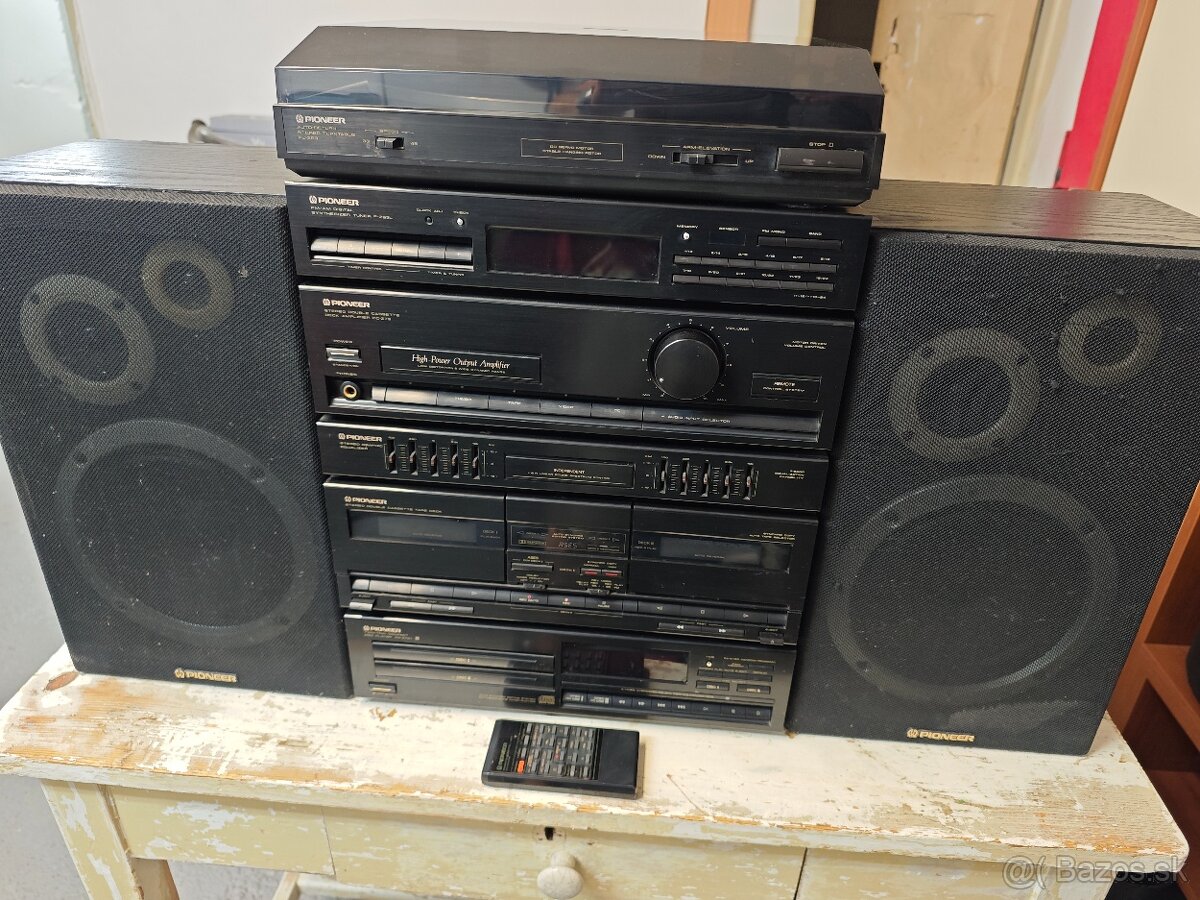 PIONEER