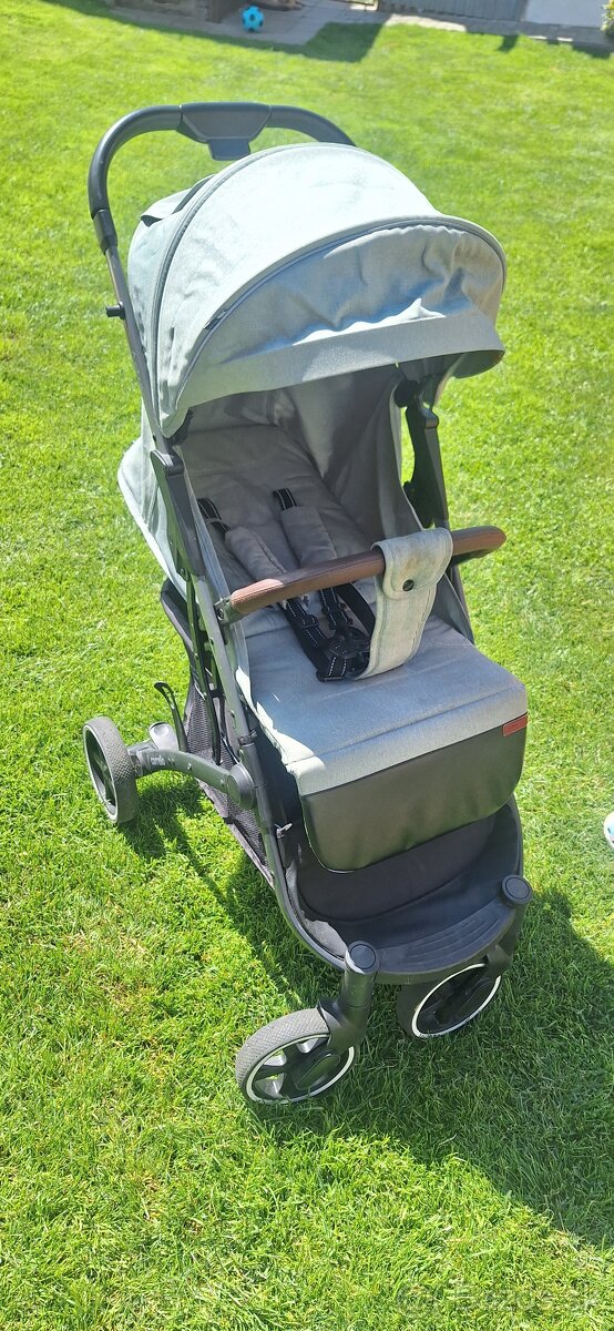 Kočiar - Carrello Astra