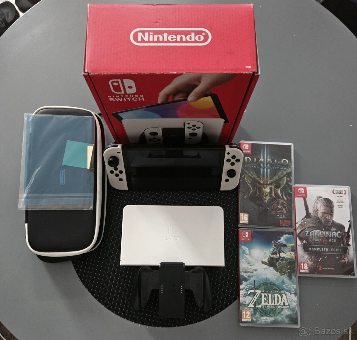 Nintendo switch oled + príslušenstvo + hry
